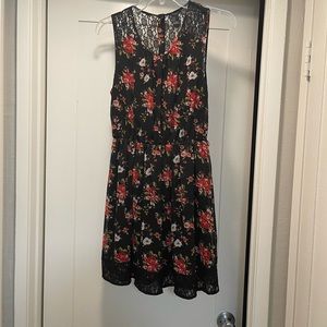 Flowery Lace Dress